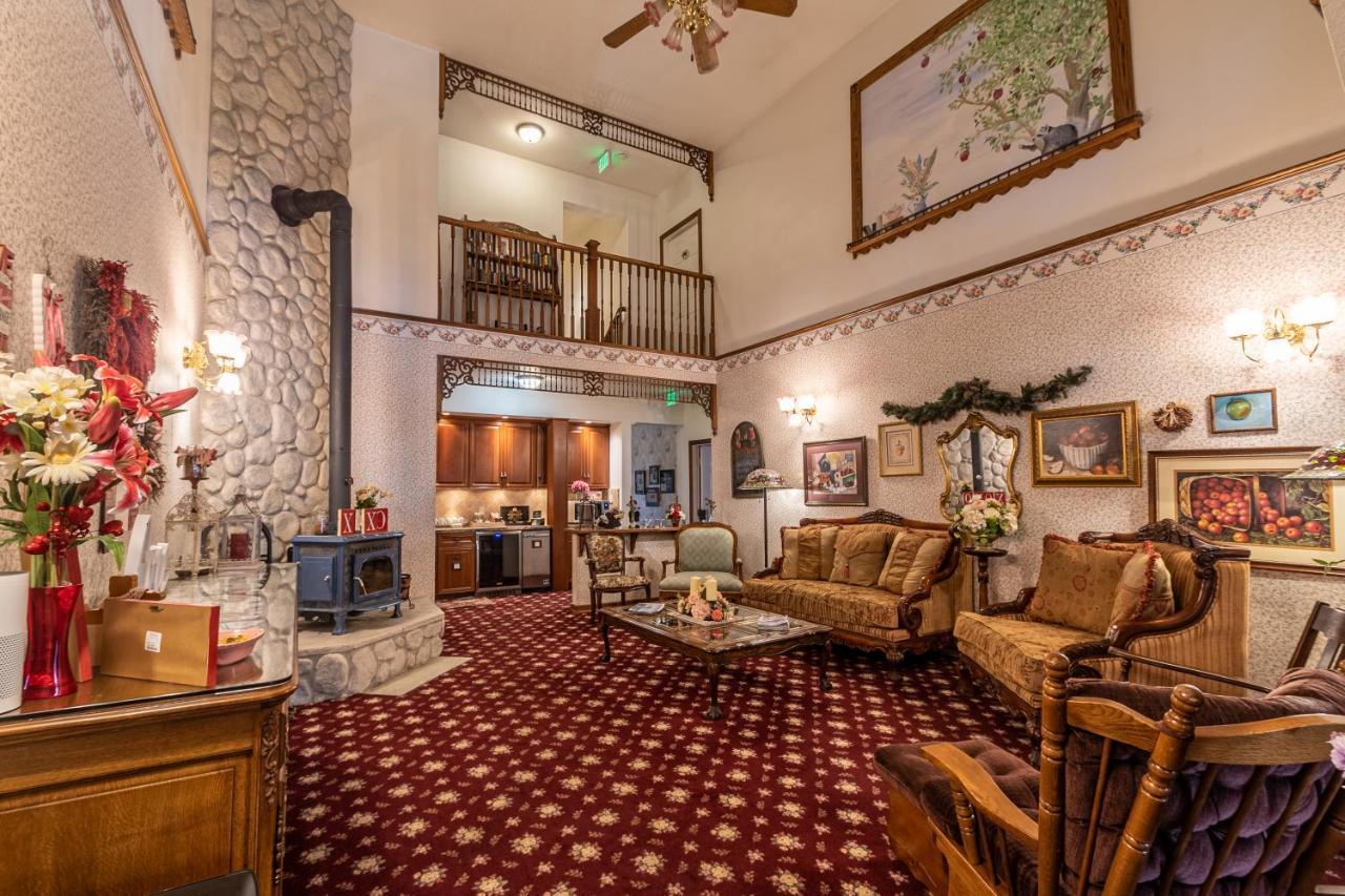Apples Bed And Breakfast Inn Біг-Бер-Лейк Екстер'єр фото