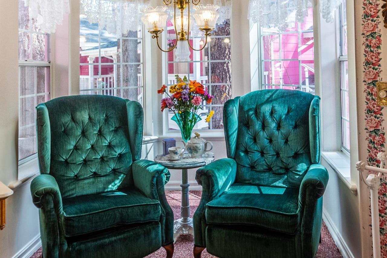 Apples Bed And Breakfast Inn Біг-Бер-Лейк Екстер'єр фото